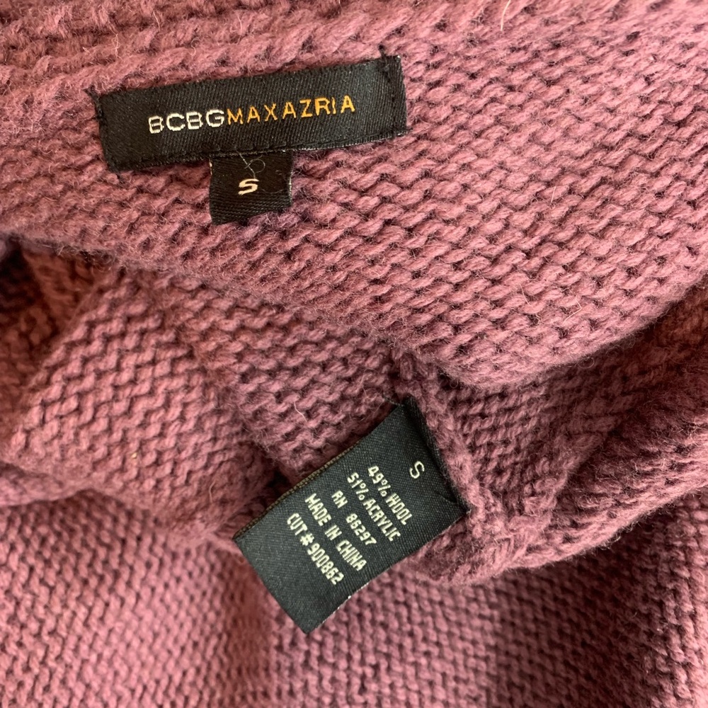 BCBGMAXAZRIA/Light Purple Belted  Crochet Cardigan - Picture 6 of 8